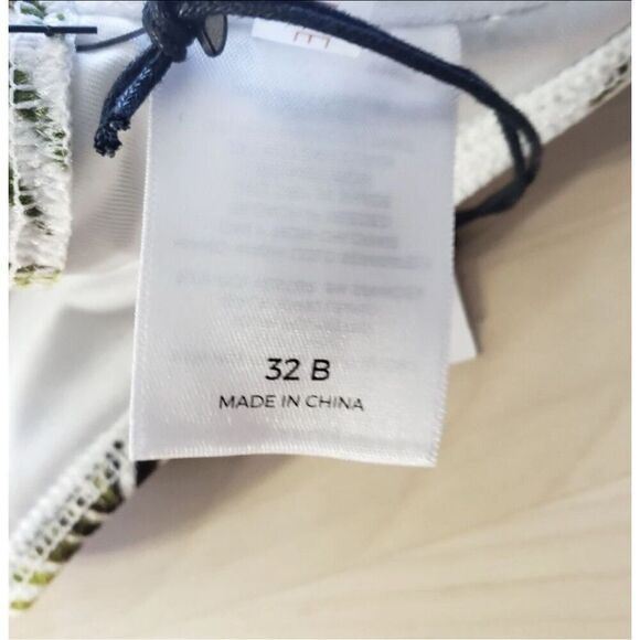 Shade & Shore 32B Bikini Top White Purple Green Floral Tropical Swim Underwire - Picture 9 of 12